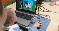 Con Tux Paint scegliamo un soggetto simpatico e ci esercitiamo ad usare la tavolozza dei colori